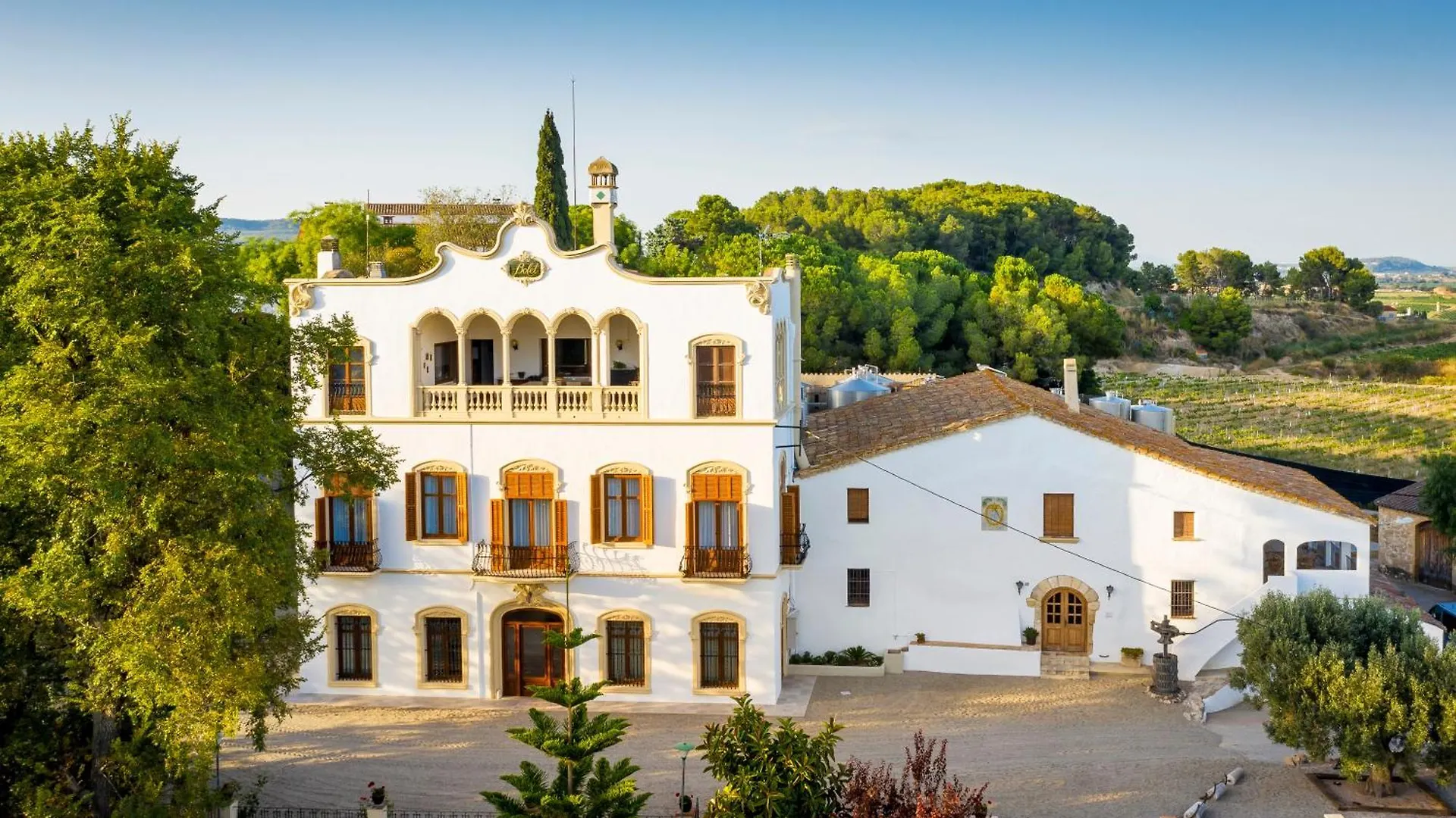 Bed and Breakfast Bolet Casa Modernista Castellvi de la Marca 0*,  España